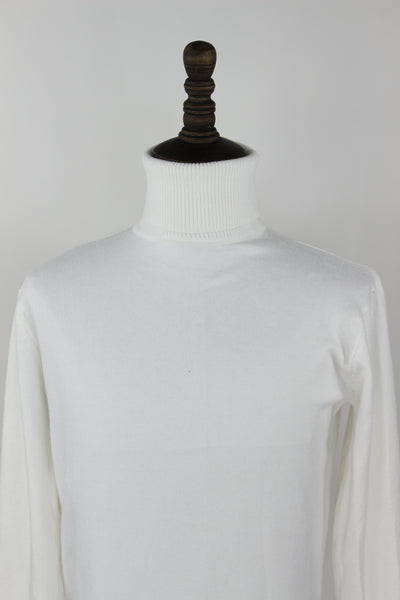 Turtle Neck- White